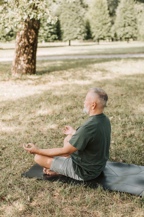 yoga homme vetement